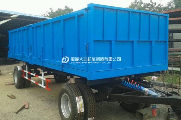 手扶拖车